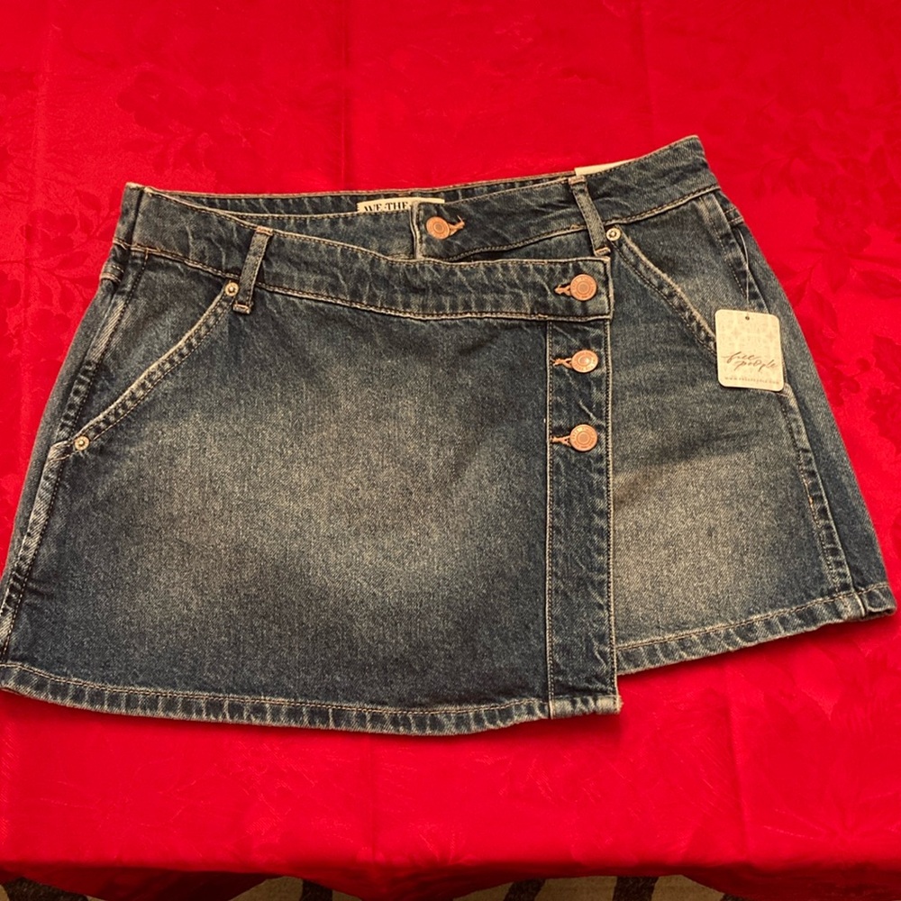 ♥️ quality denim Mini skirt We the Free♥️